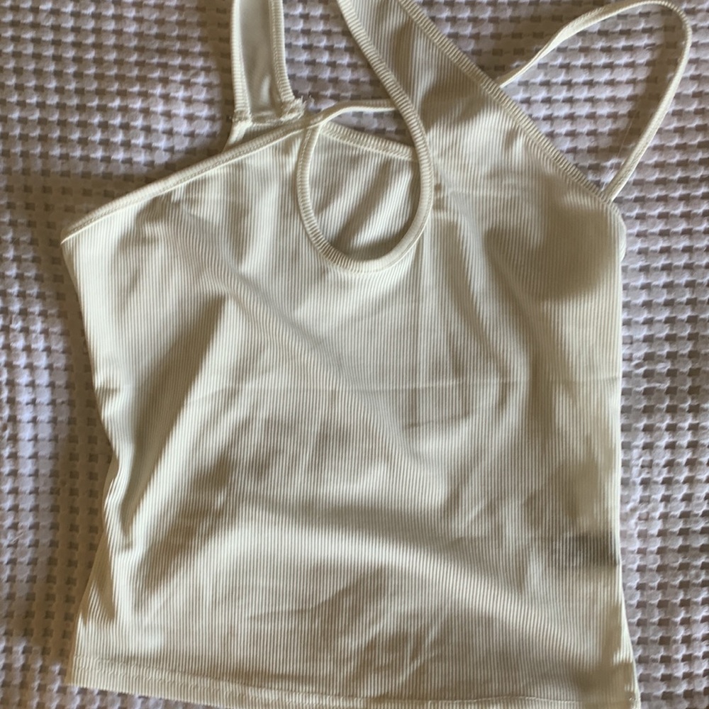 Bundle of summer cropped tops and tanks🌼 - Picture 12 of 14